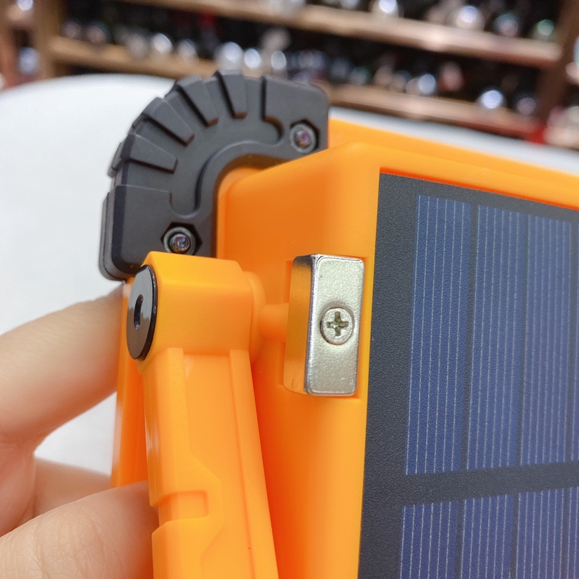 Bl-ll-821 USB powered solar Searchlight undefined