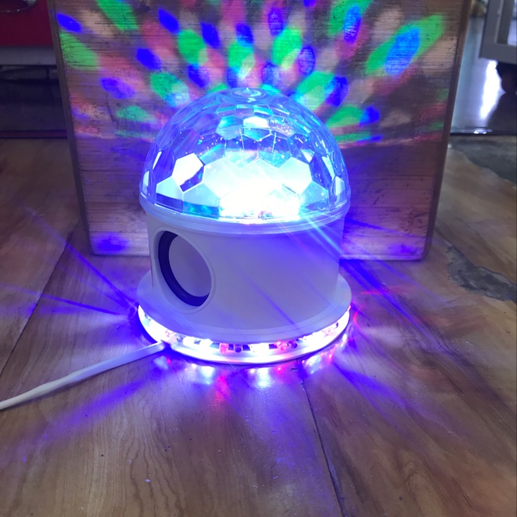 LED Bluetooth desk lamp, Bluetooth projector light, student gift light, projector night light, Bluetooth audio light details Picture