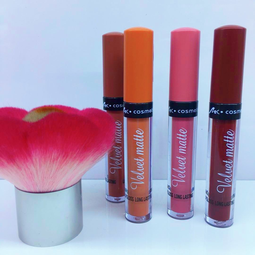 Yiwu Selection manufacturers direct waterproof matte lip gloss non-stick cup liquid lipstick 24 hours long lasting matte thumbnail