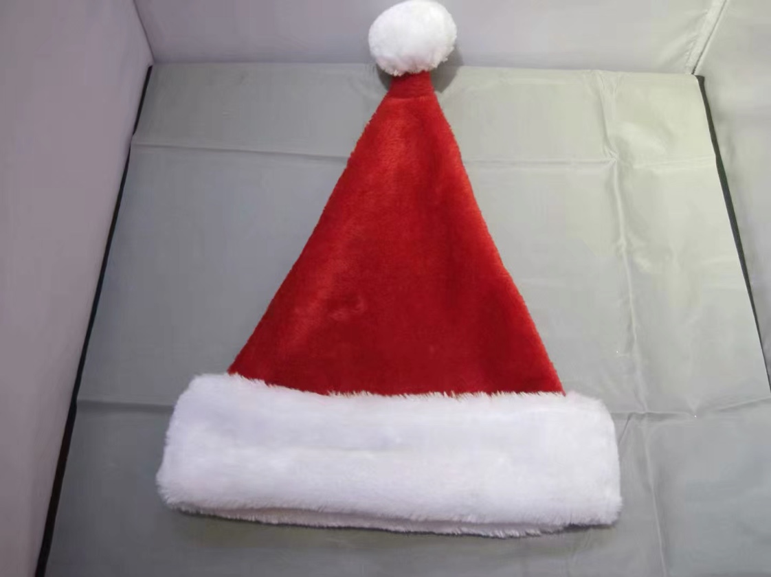 Thickened plush Christmas hat, soft, warm and comfortable Christmas hat