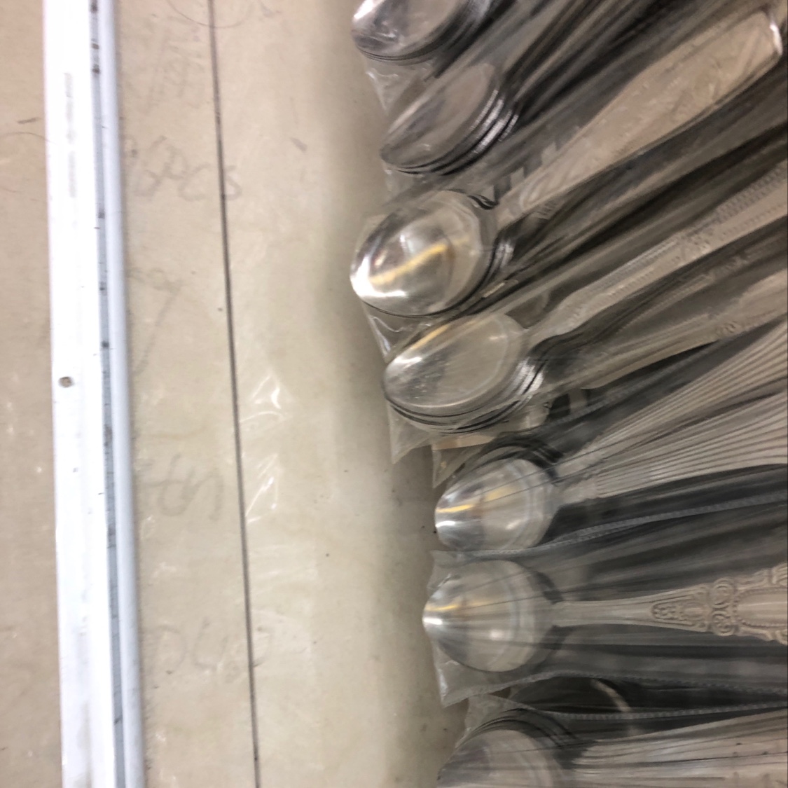 餐具刀勺叉套装产品图