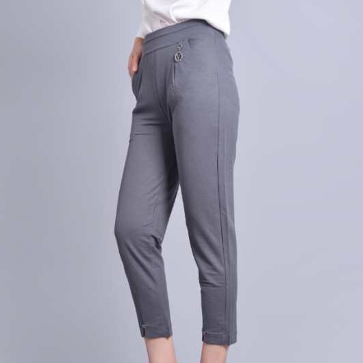 Silk and cotton eight-piece pants Application Scenario