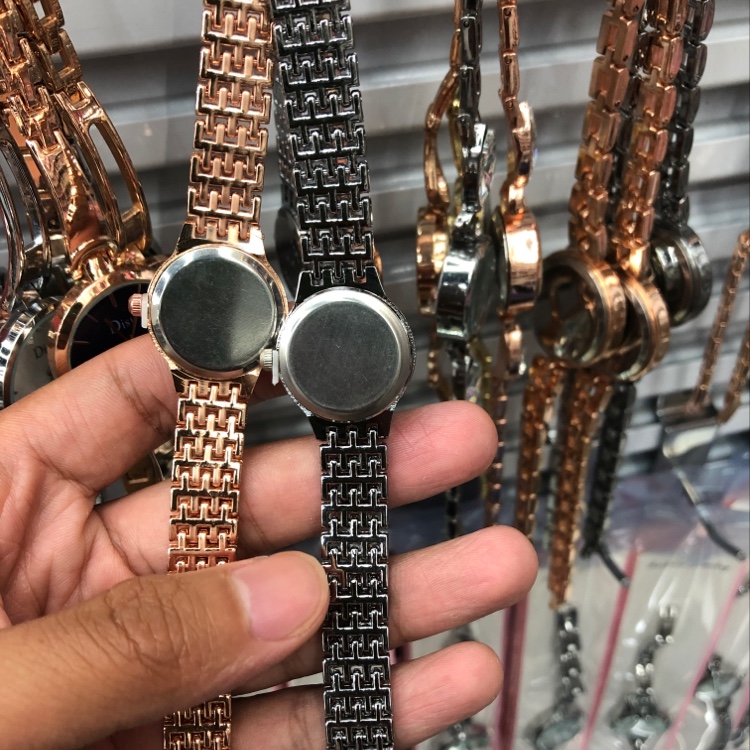 Ladies' stainless steel bracelet watch Specification image