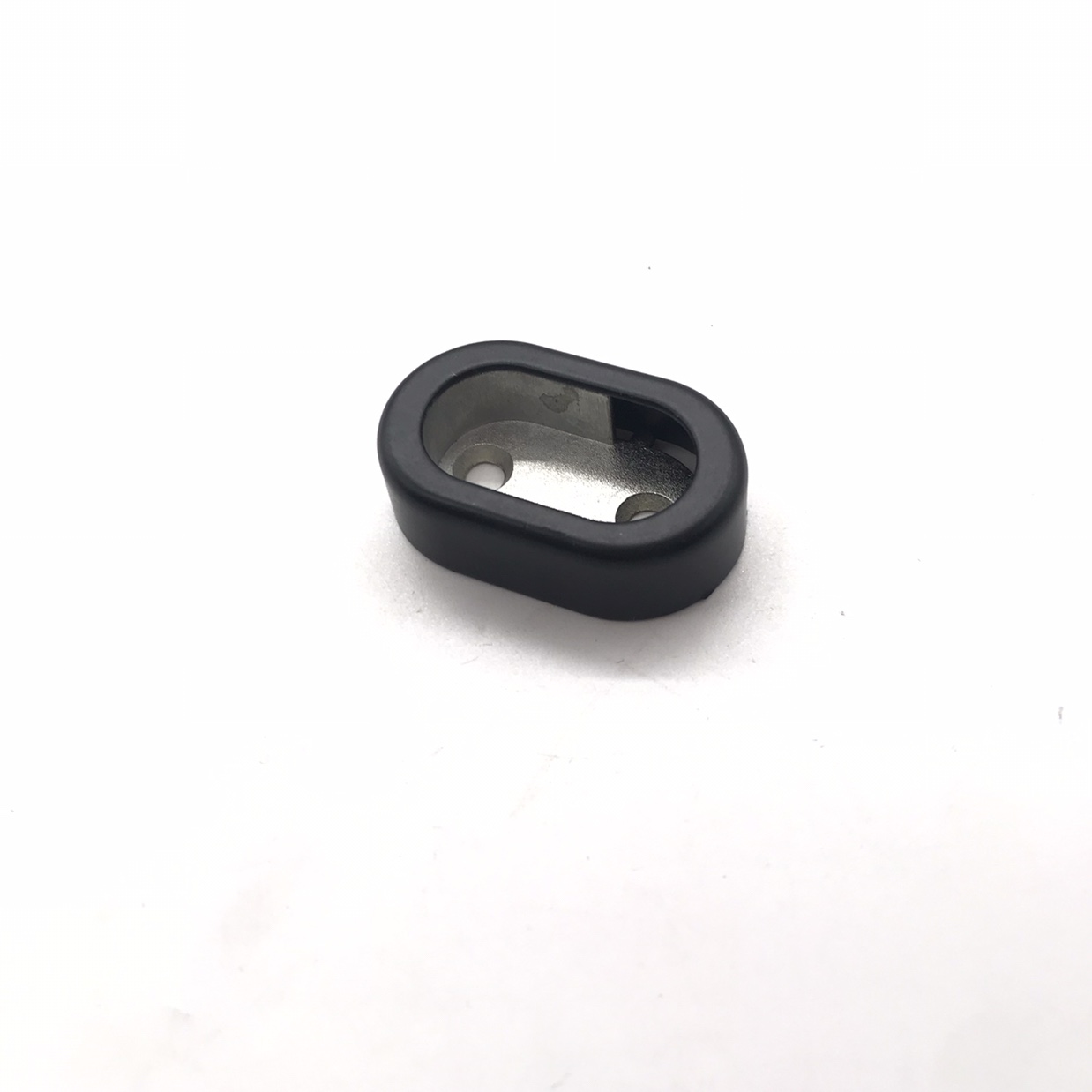 Garment holds 3