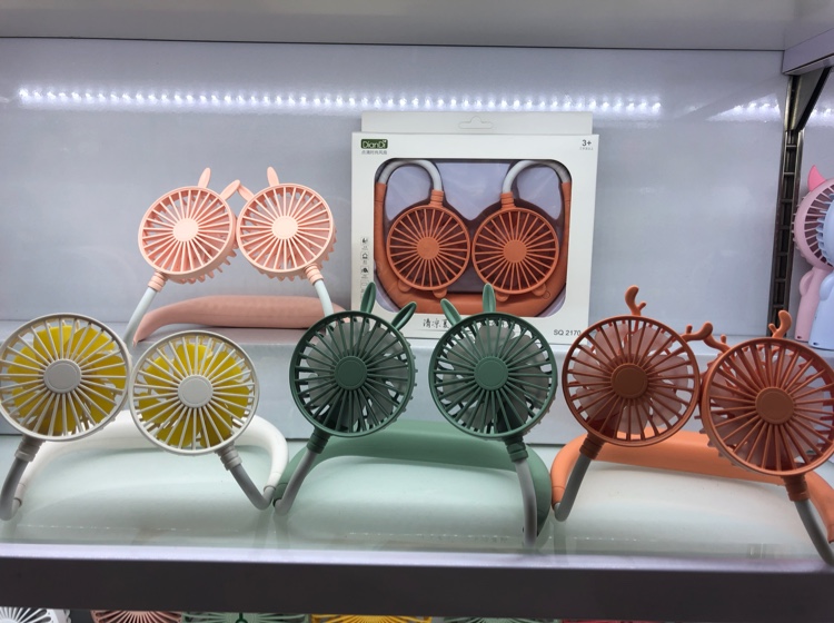 Neck hung fan