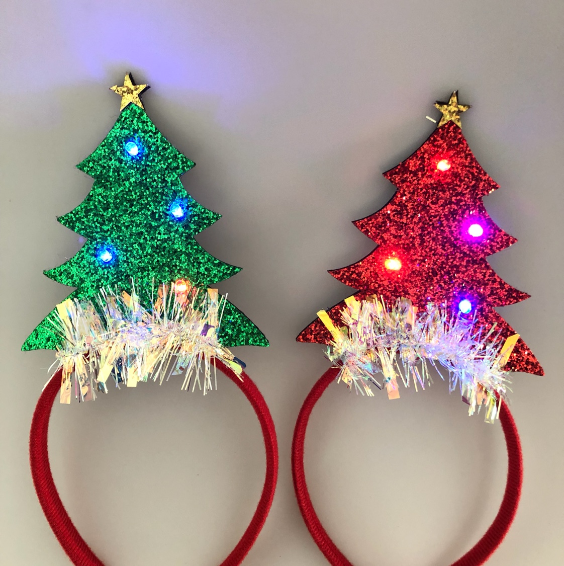 With a Christmas tree headpiece buckle Christmas tree flash headpiece thumbnail