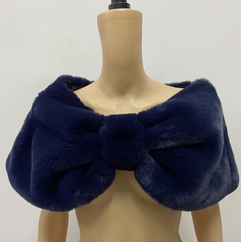 蝴蝶披肩新娘披肩獭兔毛小兔毛时尚仿毛制品白底实物图