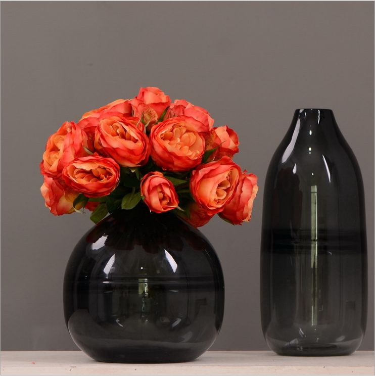 A 6-head bouquet of faux roses, artificial flowers, silk flower art for decorating the dining table, wedding bride's hand-held bouquet undefined