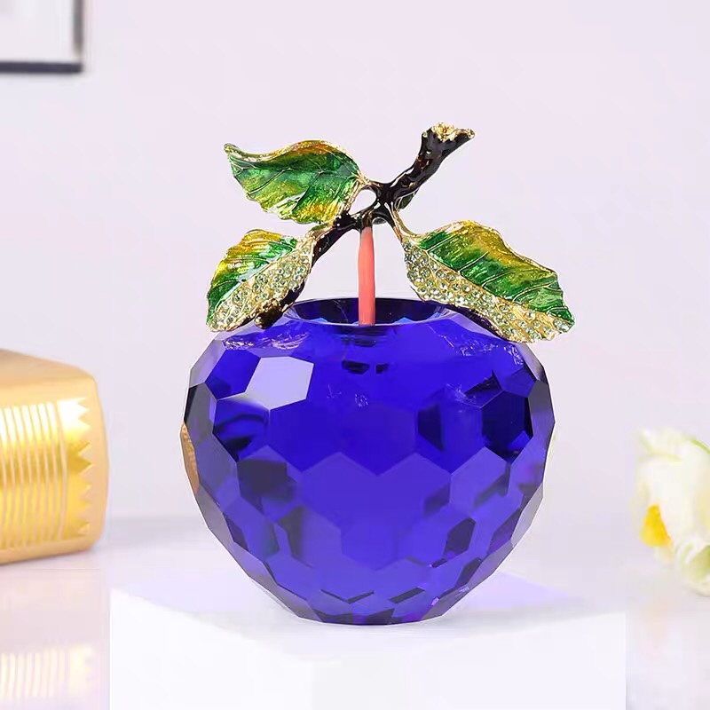 Post modern simple light luxury crystal Apple furnishesnordic living room table top sample room hotel fruit decoration gifts thumbnail