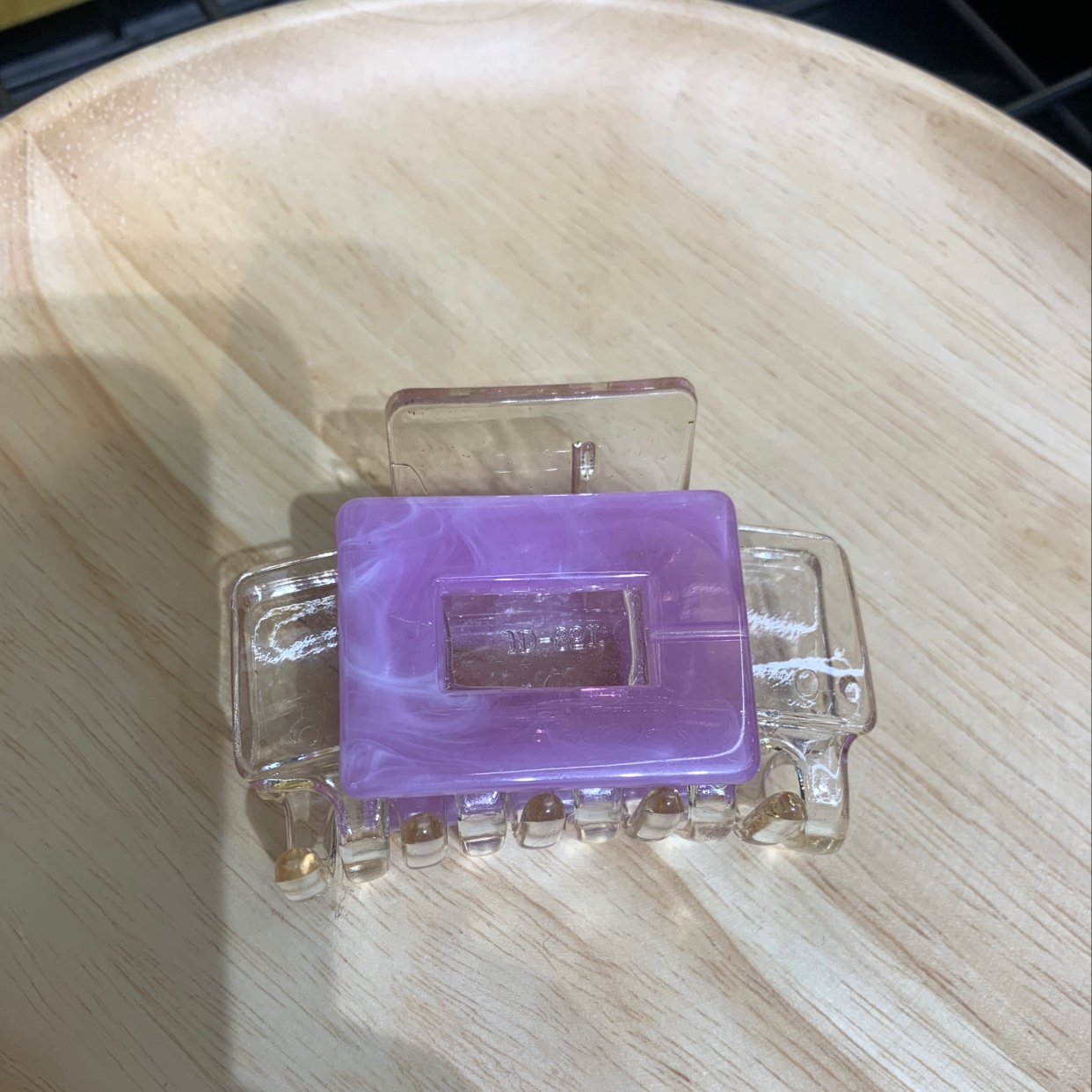 Colorful resin square grab, flower press, headwear and hair accessory details Picture