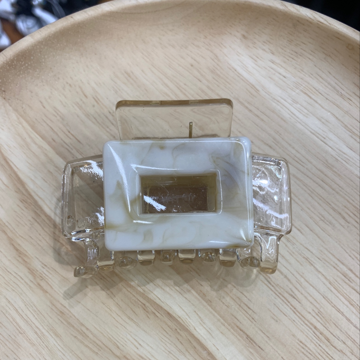 Colorful resin square grab, flower press, headwear and hair accessory undefined