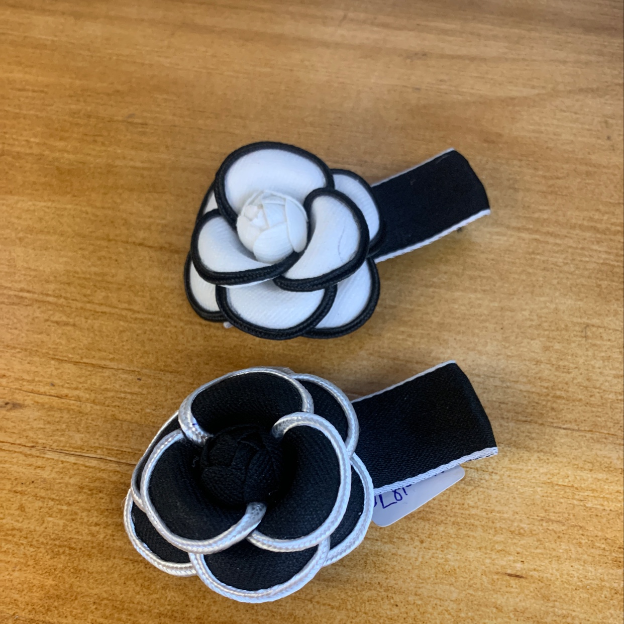Classic black and white series flower-pressed headwear and hair accessories details Picture