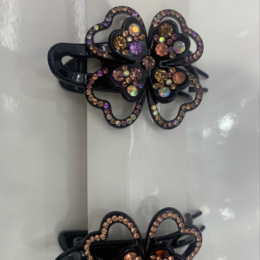 The popular three-foot diamond clip accessory and the popular DIY beautiful hair clip accessory decoration