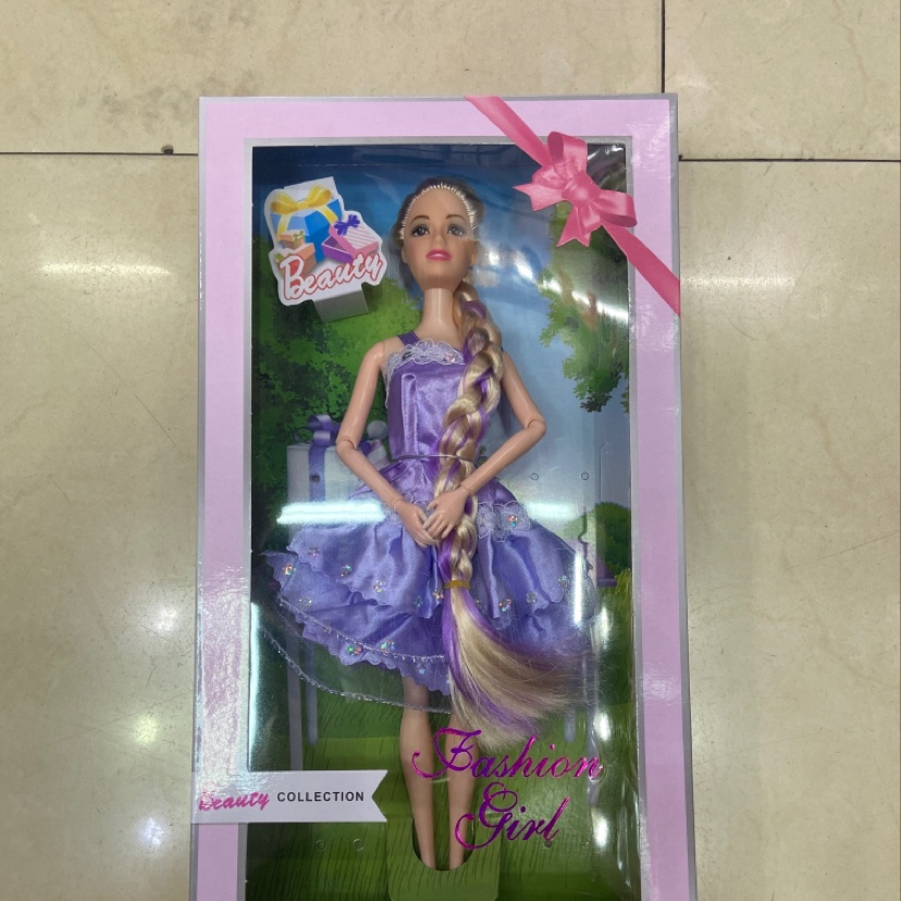 盒装长发娃娃，一件装108个，件批。