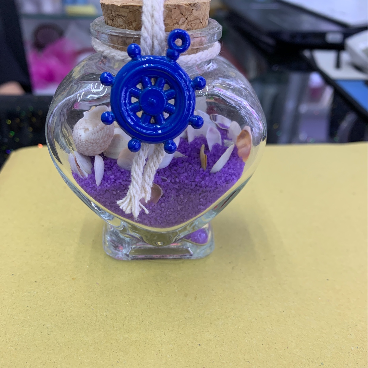 Heart-shaped bottle decoration craft thumbnail