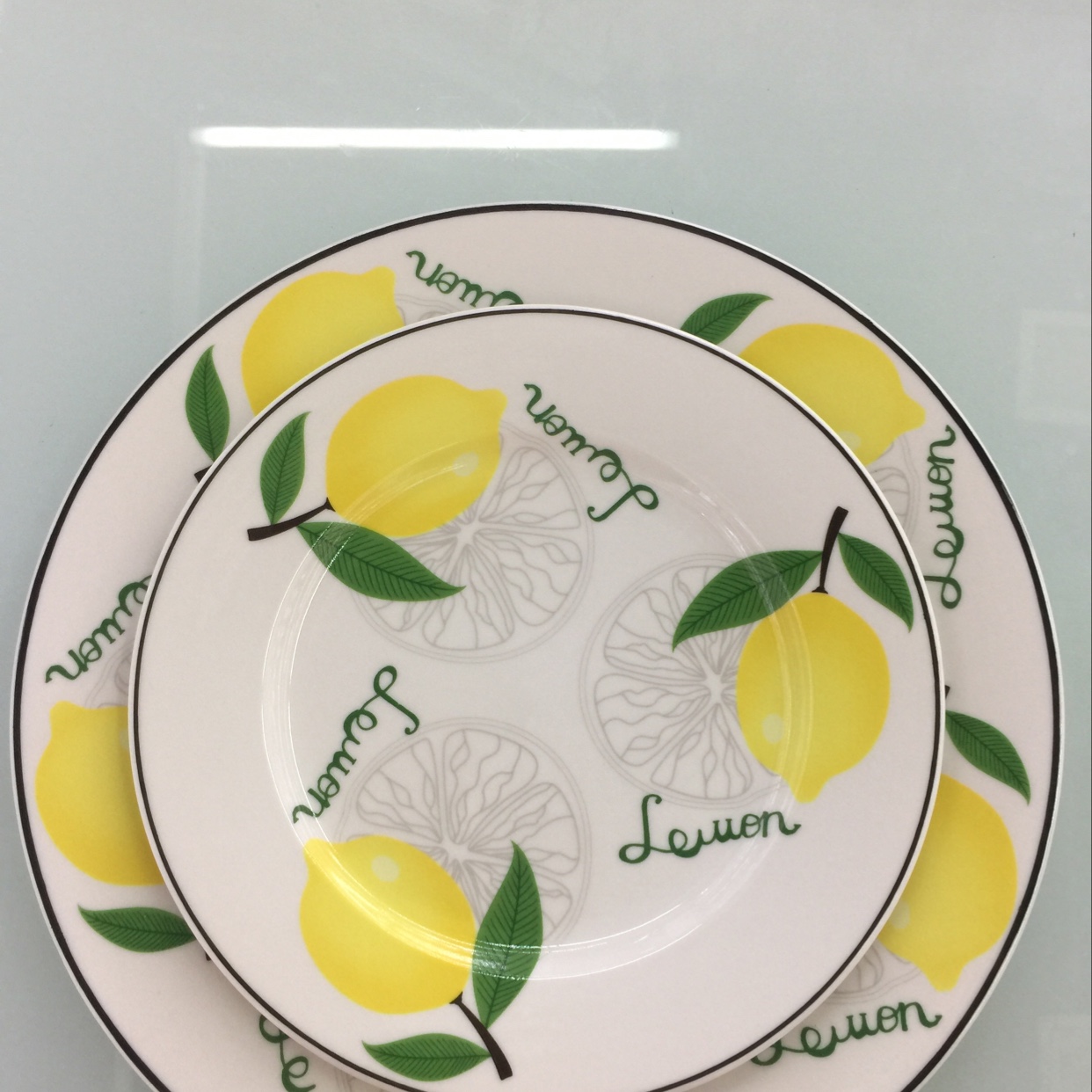 10.5-inch ceramic lemon plate thumbnail