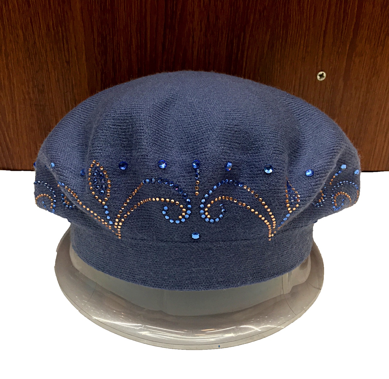 Cashmere diamond beret hats, women's fashion one-piece hats, grandpa and grandma wool hats Application Scenario