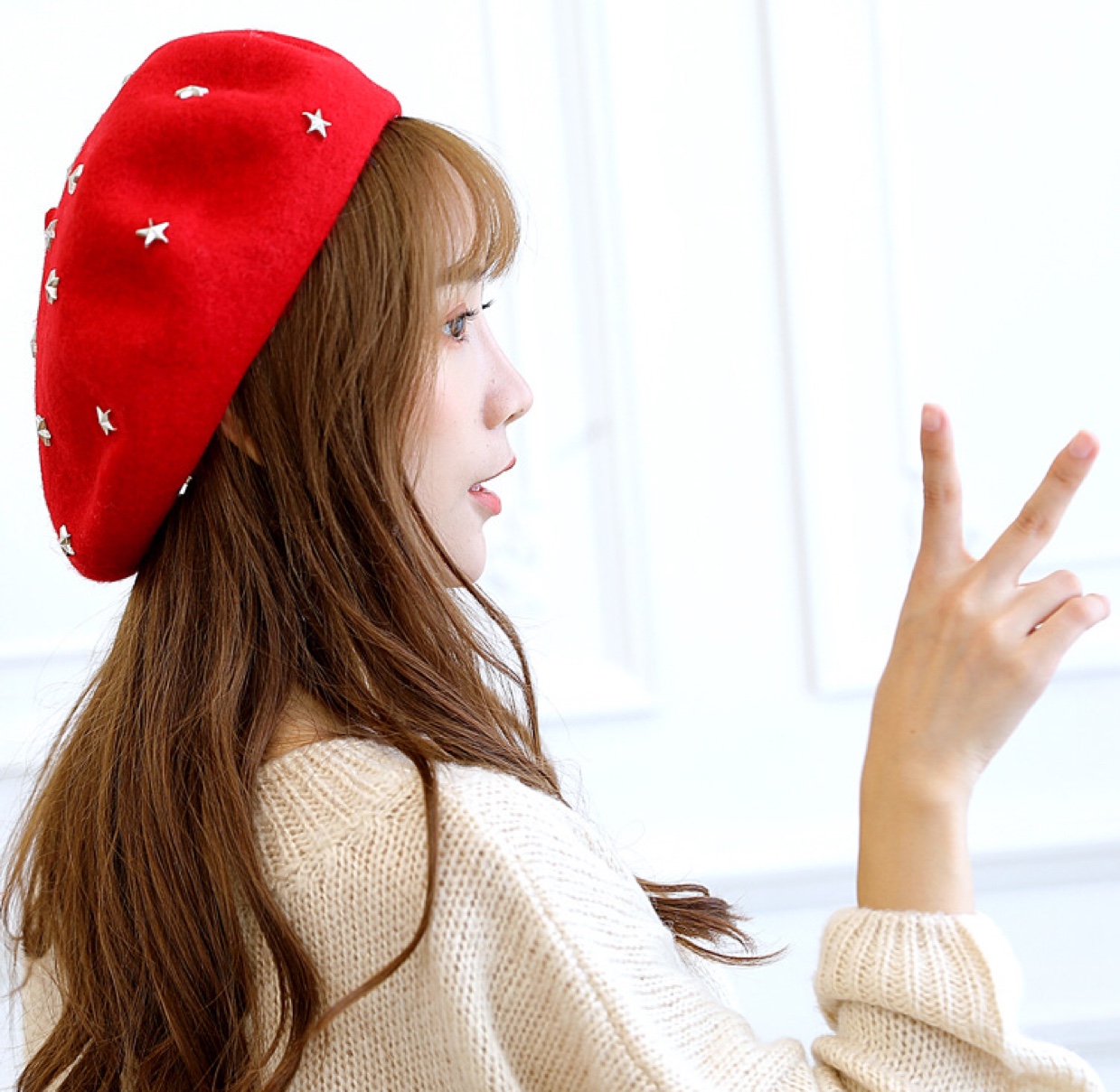 All-wool five-star felt beret, New Year's fashionable professional hat, women's fisherman's hat, flat-brimmed hat, Korean style versatile and warm hat Application Scenario