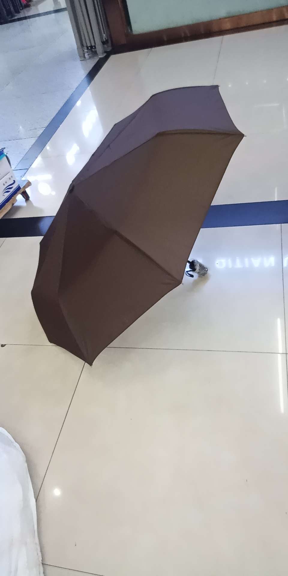 自动伞