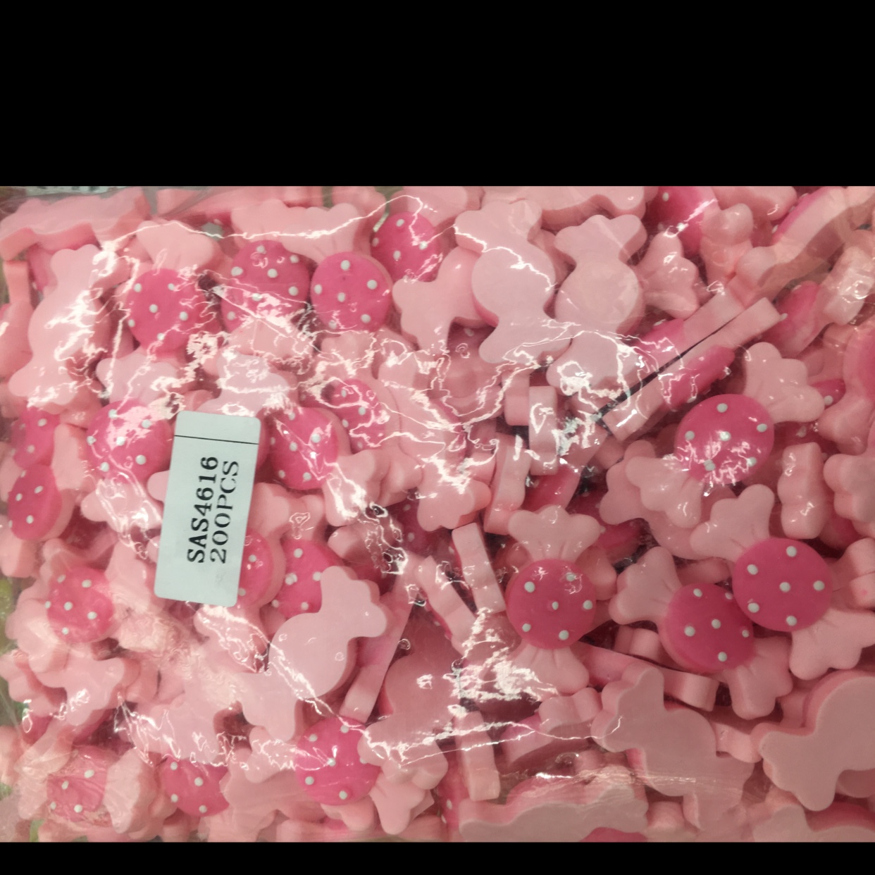 Yisha Resin, a popular cartoon and cute candy DIY accessory