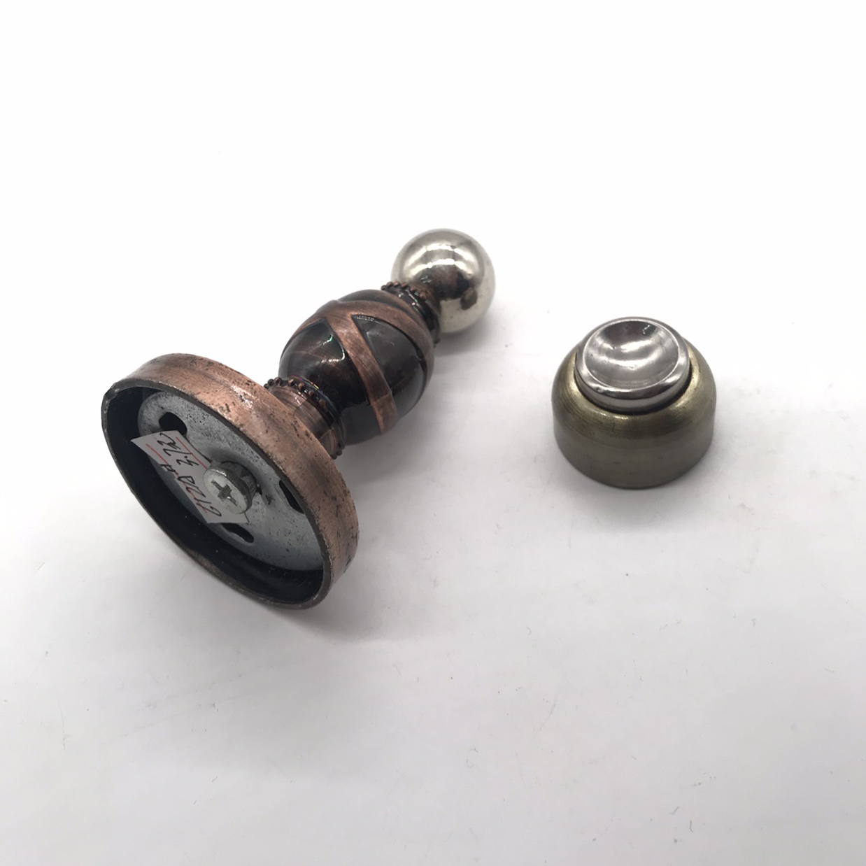 Shuzan hardware accessories, shackle type, computer office desk wiring box, door stop, floor bump, anti-collision door bump, practical tools Application Scenario