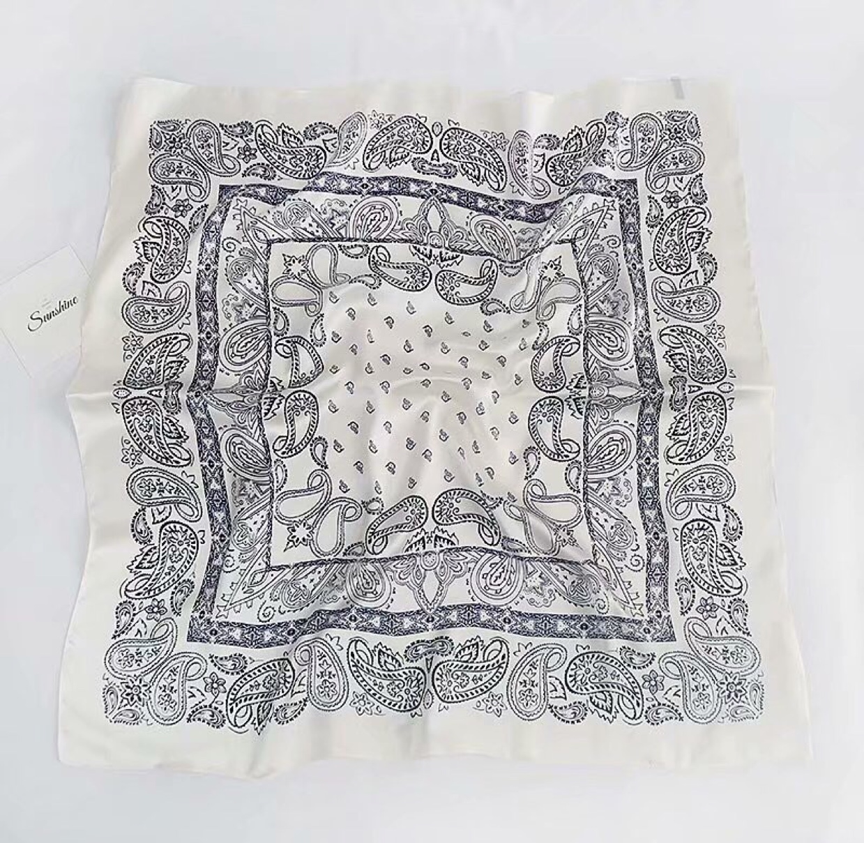 丝巾小方巾女腰果花嘻哈韩版街舞发带围巾男薄款时尚职业领巾围脖白底实物图