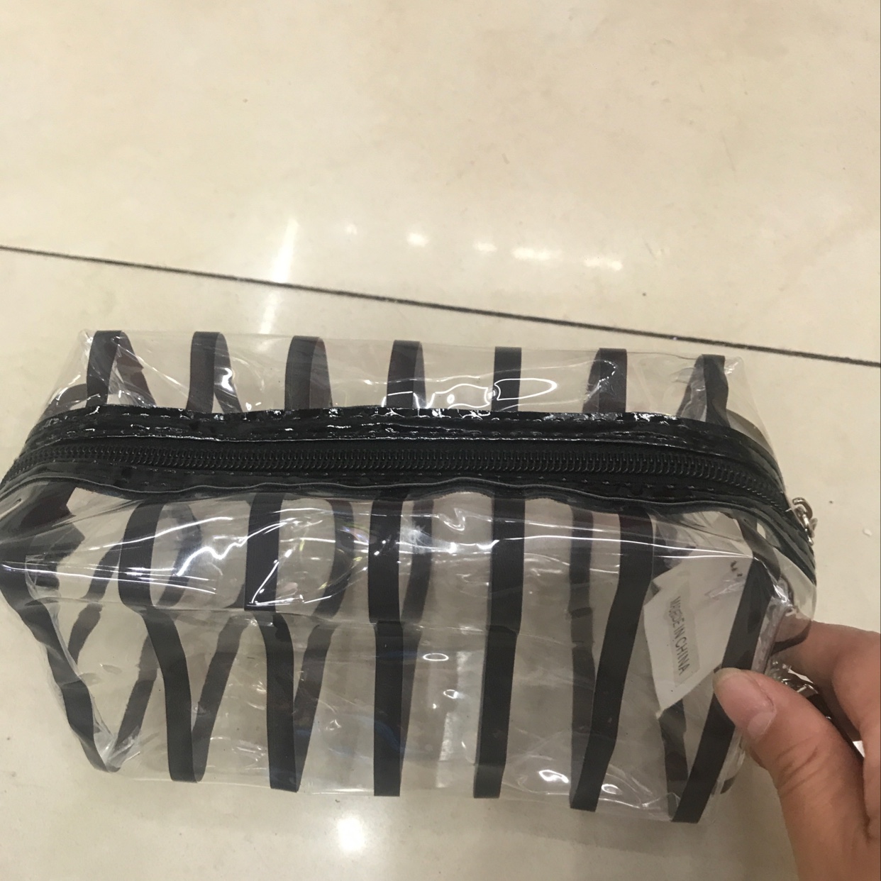 Transparent PVC printed octagonal cosmetic bag Application Scenario