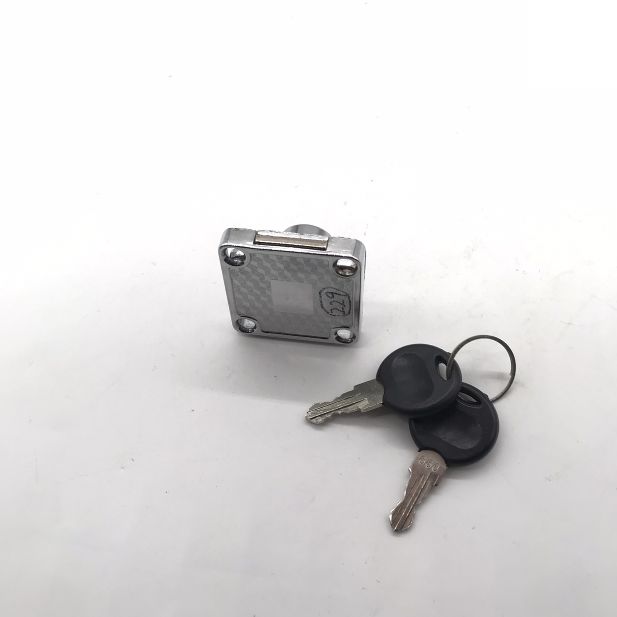 Wholesale of Shuzan stainless steel straight-through drawer locks. Large quantities offer better prices. Universal type of clamp joint accessories Application Scenario