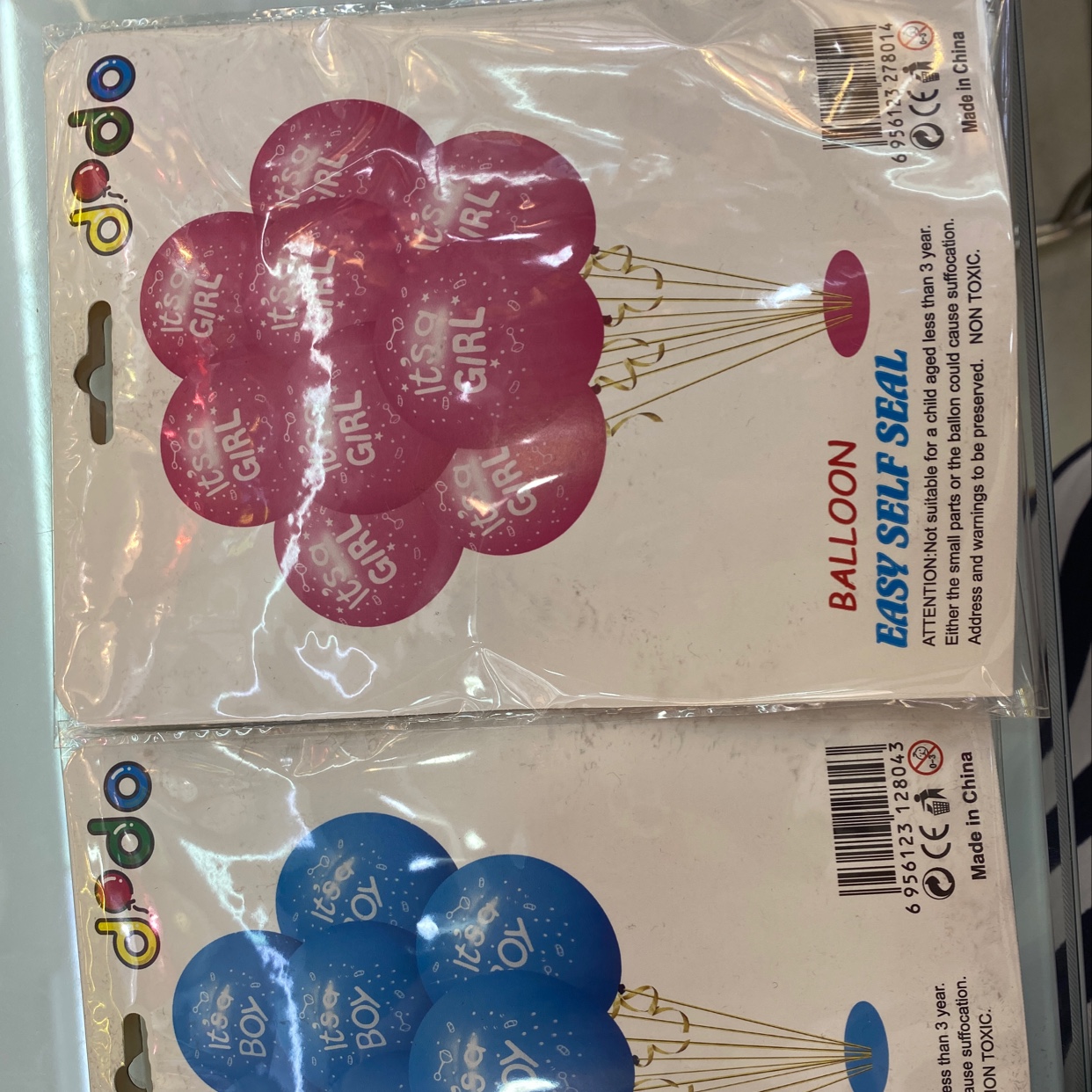 Girl boy balloon thumbnail