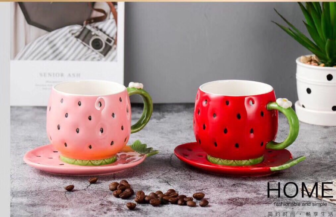 草莓陶瓷杯子马克杯