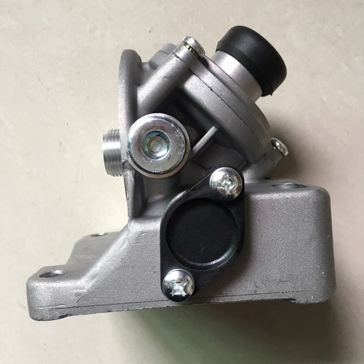 Free truck PL420 with hand pump filter base, filter cover