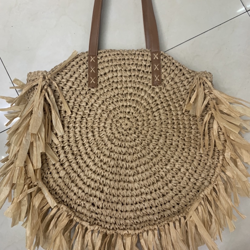 Straw tassel single-shoulder bag