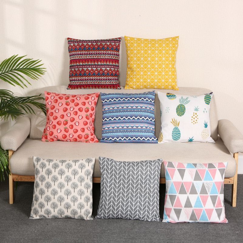 Throw pillow cushion