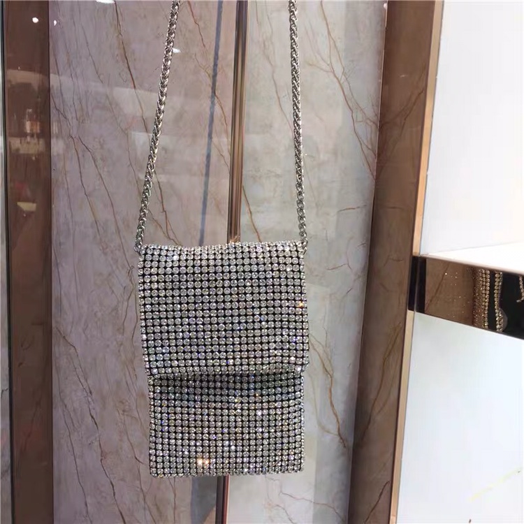 钻钻手机包产品图