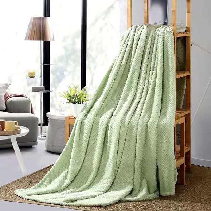 كما ان الصانعة الذين يستعملون بطانيات الاناناس الملونة ليدفئوا بشرتهم Specification image