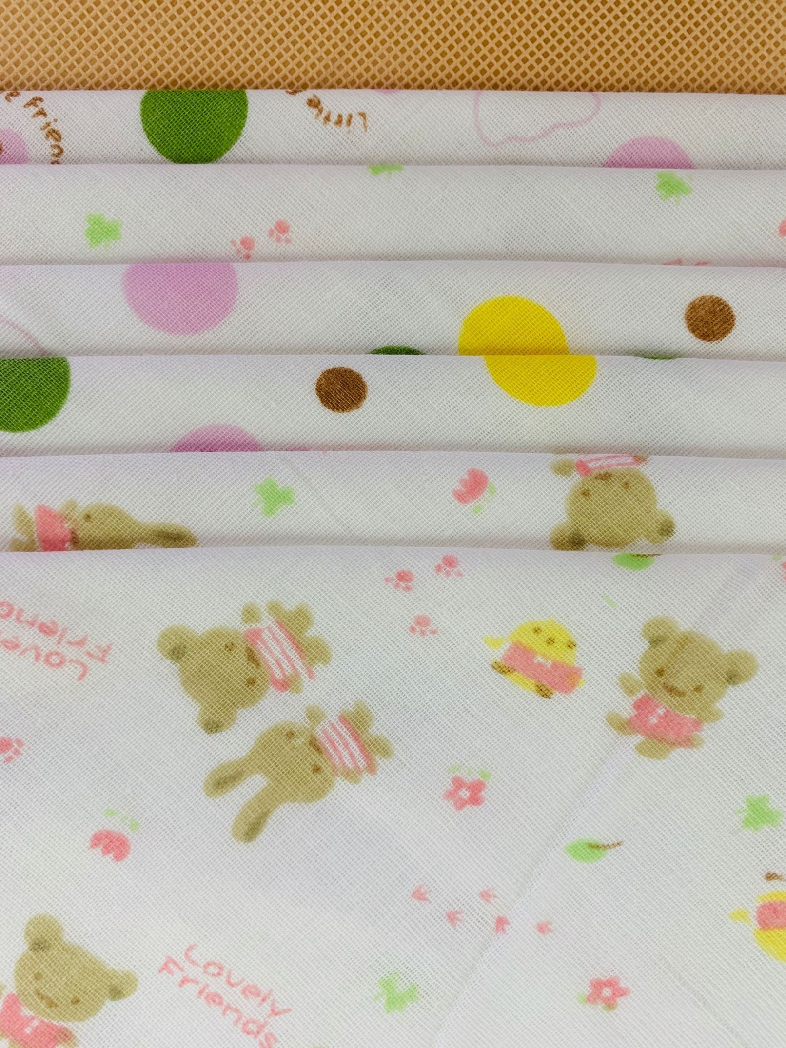 Yiwu quality newborn baby gauze, small handkerchiefs, baby feeding towels, mouth wiping gauze, small handkerchiefs factory direct sales Item Picture