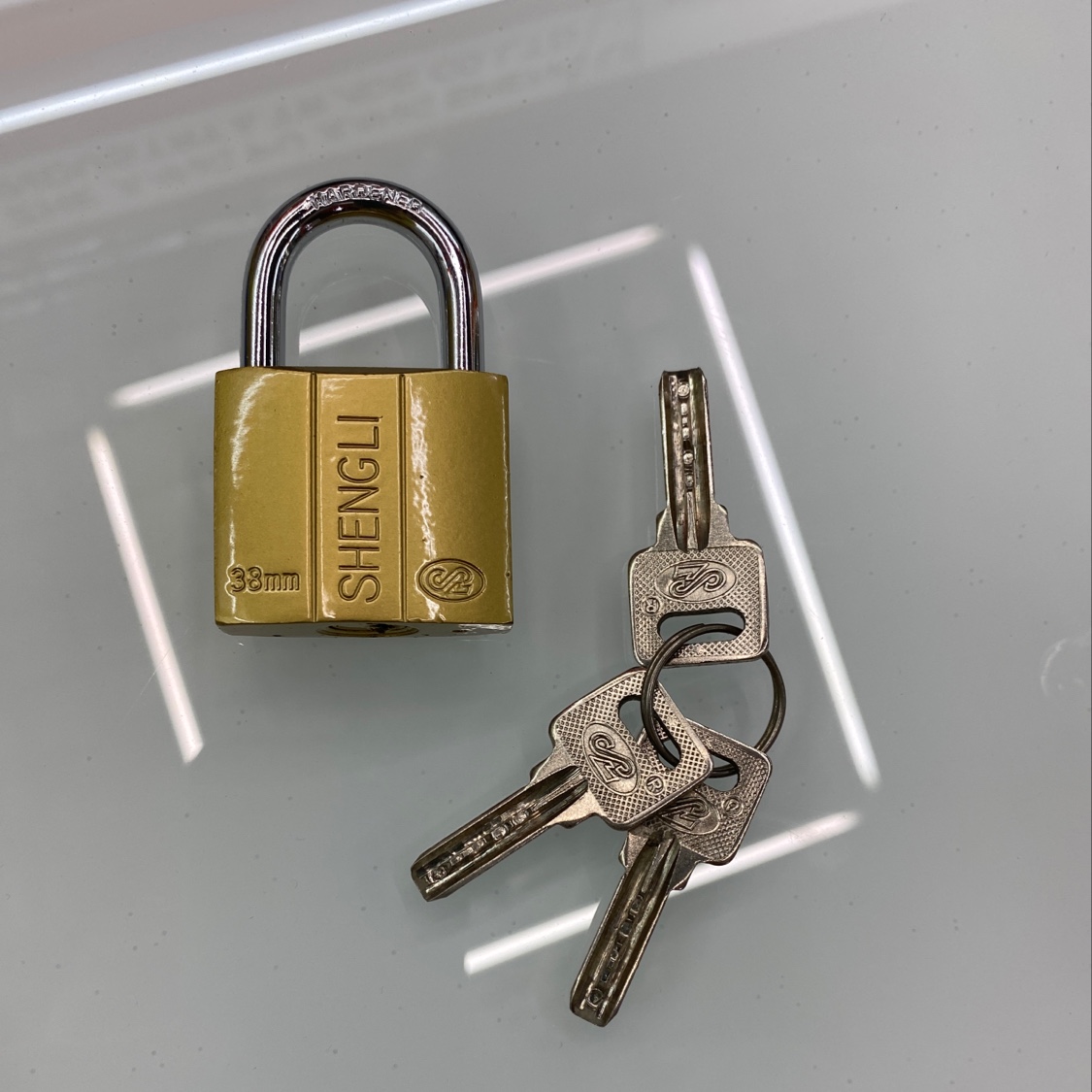 38# copper-like atomic lock thumbnail