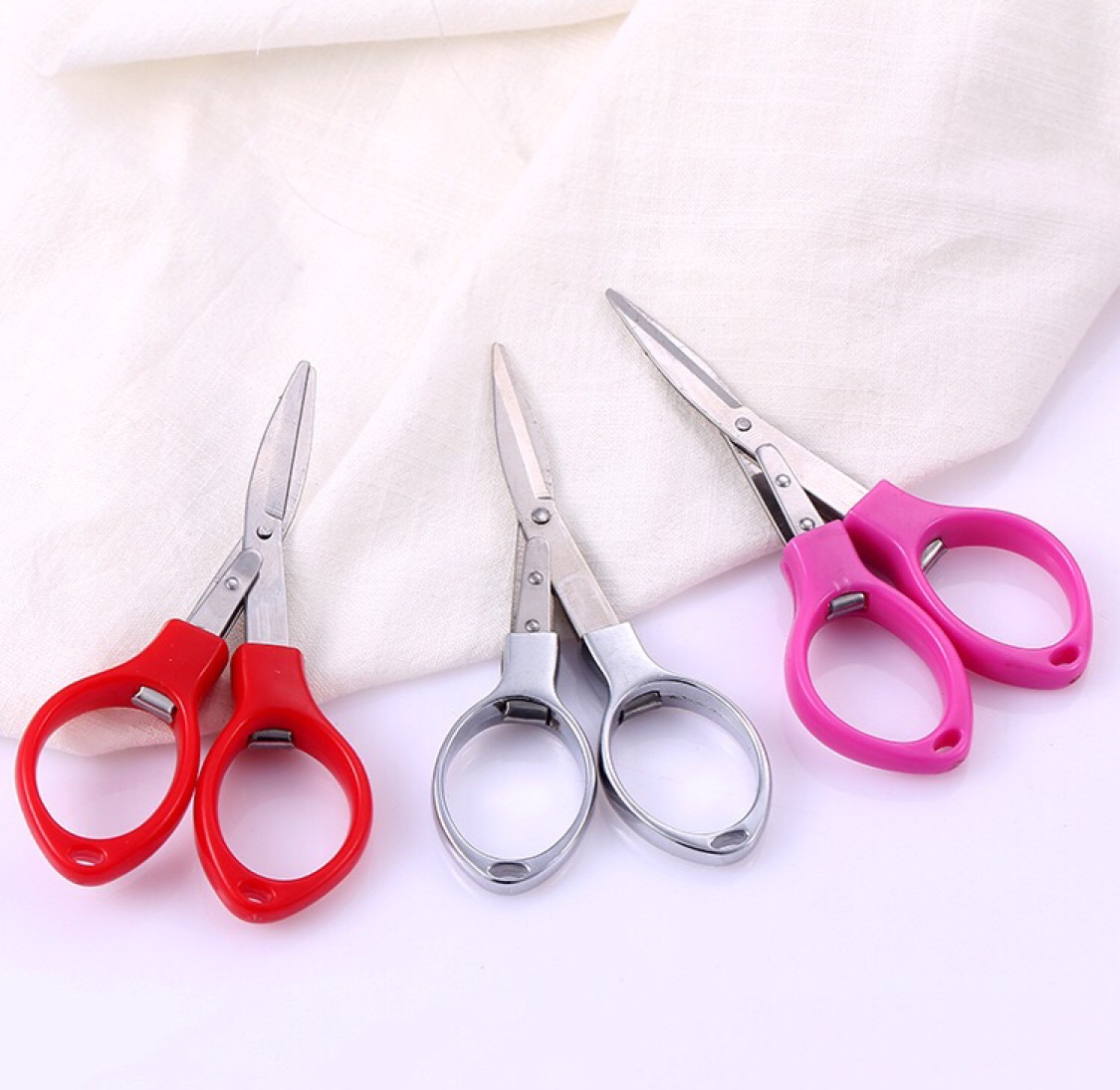 厂家供应批发双圈折叠式旅行剪学生剪眼镜剪方便携带款小剪刀