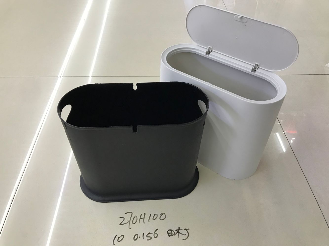 270H100  塑料带盖垃圾桶 夹缝卫生间纸篓细节图