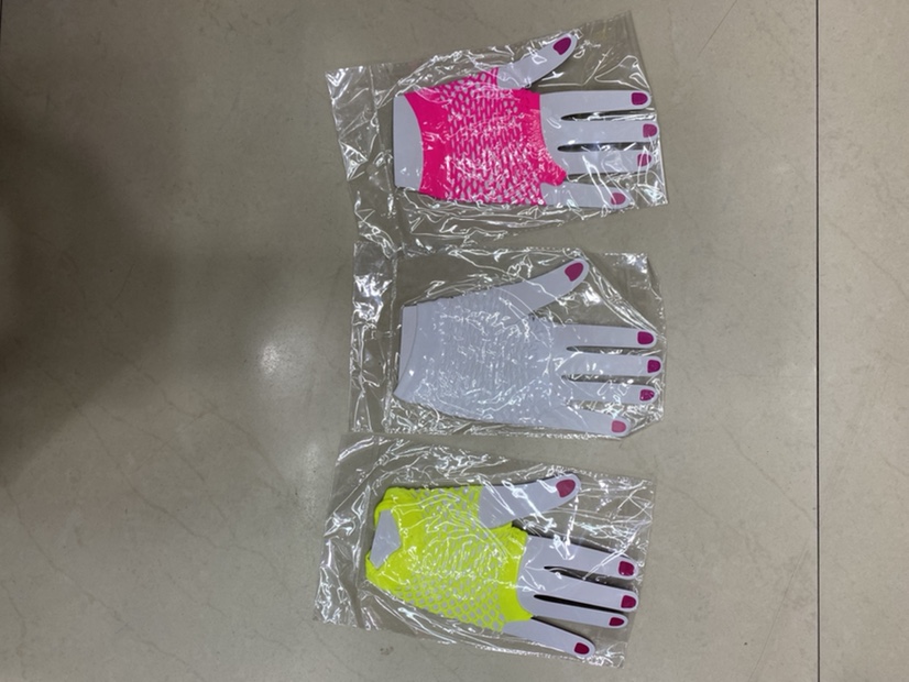 Short mesh gloves for Halloween Carnival Application Scenario
