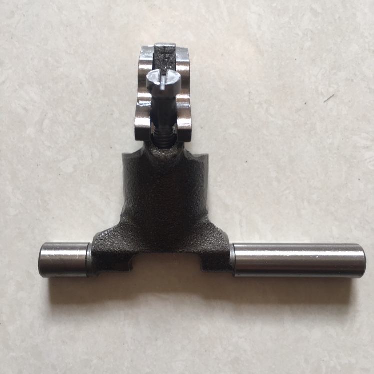 Komatsu KOMASTU Engineering Machinery throttle shaft components 154200-7120 154204-4300