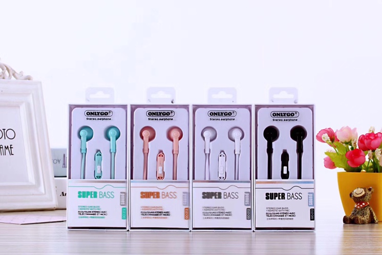 卡通时尚耳机，音质强！接听方便！效果不错！图