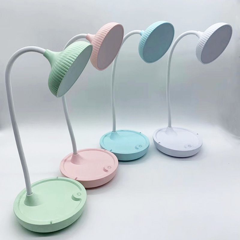 7104新款led台灯双光源宿舍学生护眼台灯阅读灯触摸台灯批发