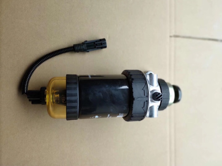 JOHN DEERE Deer Engineering Machinery Fuel filter assembly Oil water separator assembly RE546336