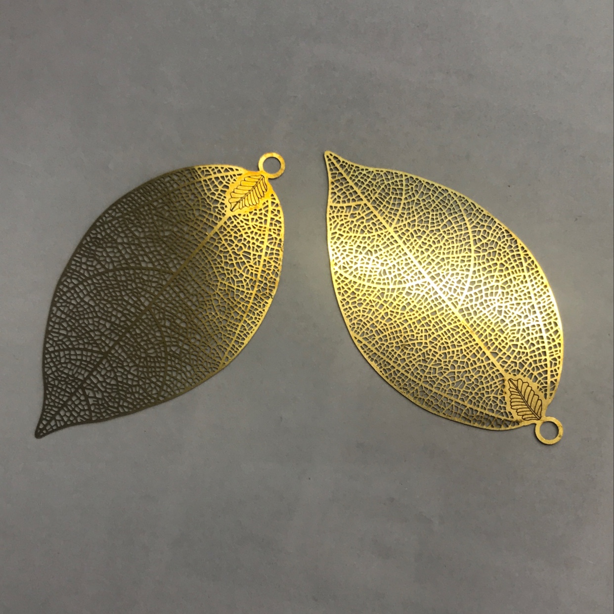 Feite computer chips, eco-friendly brass chips, hollowed-out large leaf jewelry accessories, earrings, necklaces, pendants and earrings Specification image