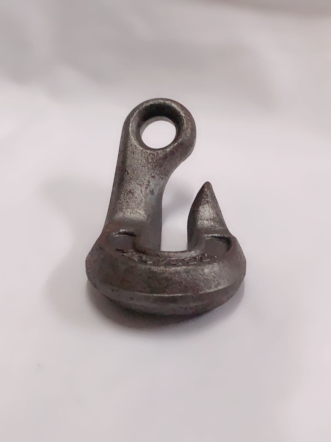 5/16 eye-shaped curved hook Application Scenario
