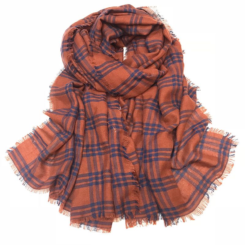 Japan and South Korea's new cotton Barbara check warm scarf women fresh artistic style scarf air conditioning shawls dual-use wholesale thumbnail