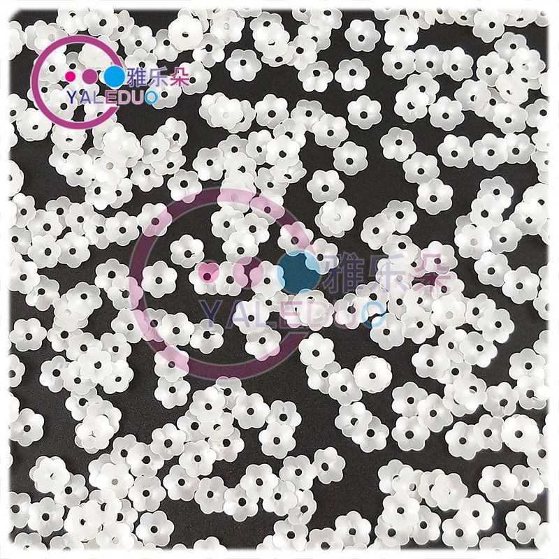 Small bag 7mm mid-hole concave-convex six-petal plum sequin earrings, sequins, handcrafted diy pendant accessories, material sourcing Application Scenario