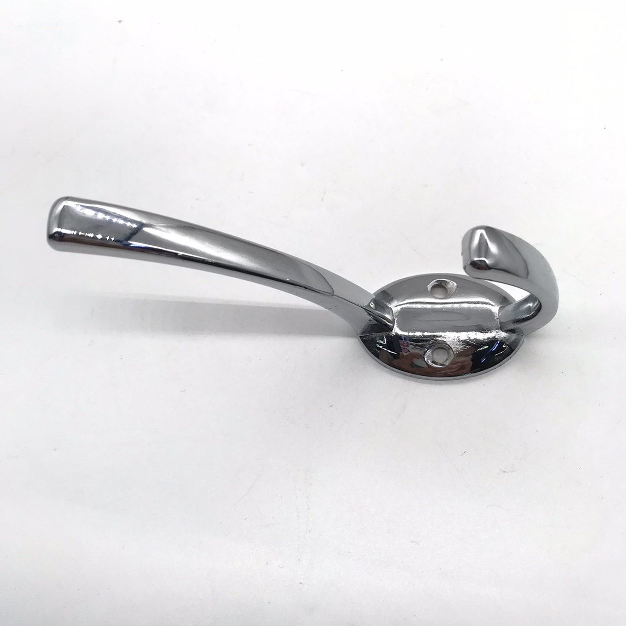 The Shuzan dekor paint roller brush features a high-density fiber brush head specifically designed for rollers, ensuring even application, saving paint and being durable Specification image