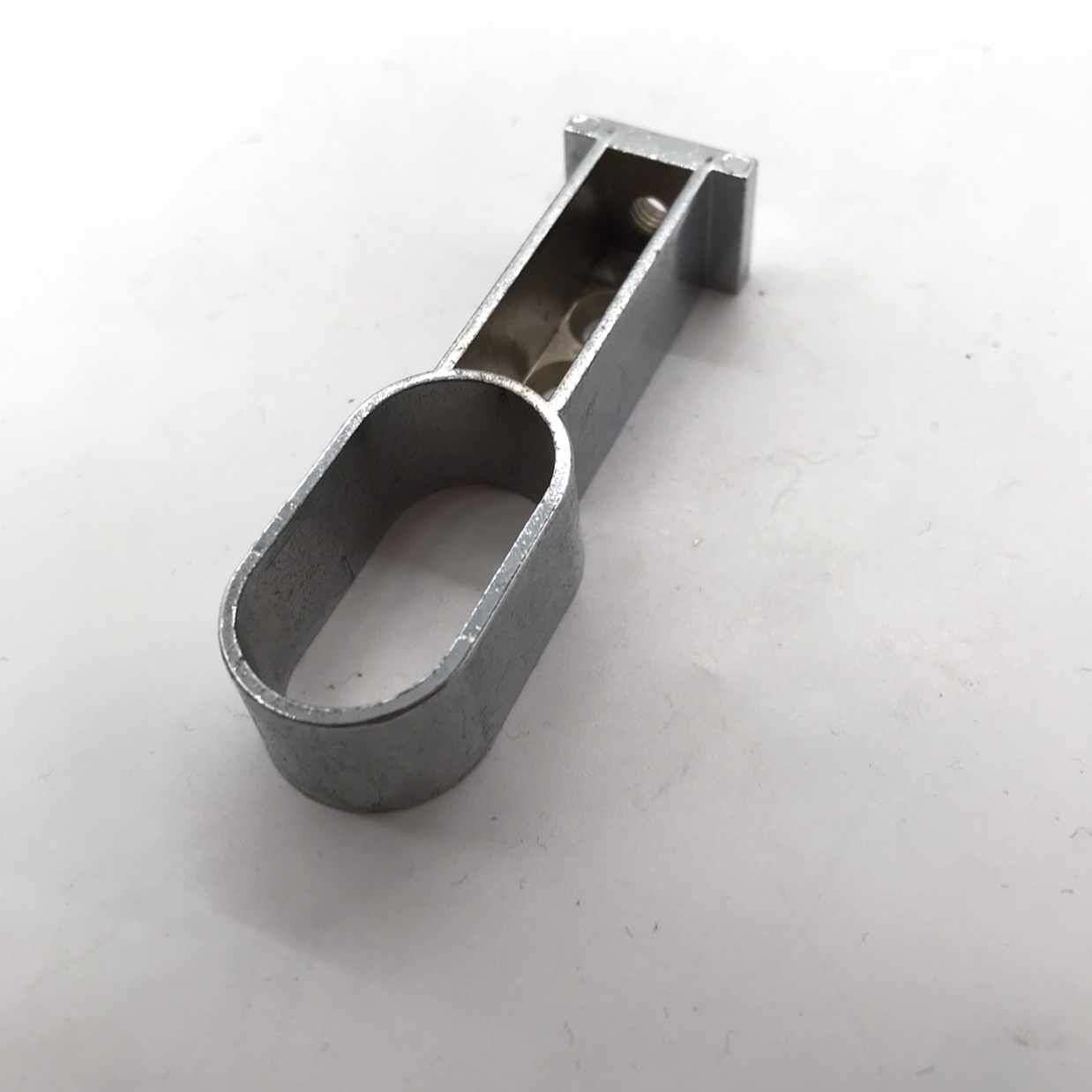 Shuzan retro style small pendant for women, short tube jacket support, hanging rod, fixed support, hardware feet, support feet, flange seat Application Scenario